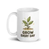 Grow Your Mind Motivational White Glossy Mug – Inspiring Coffee Cup